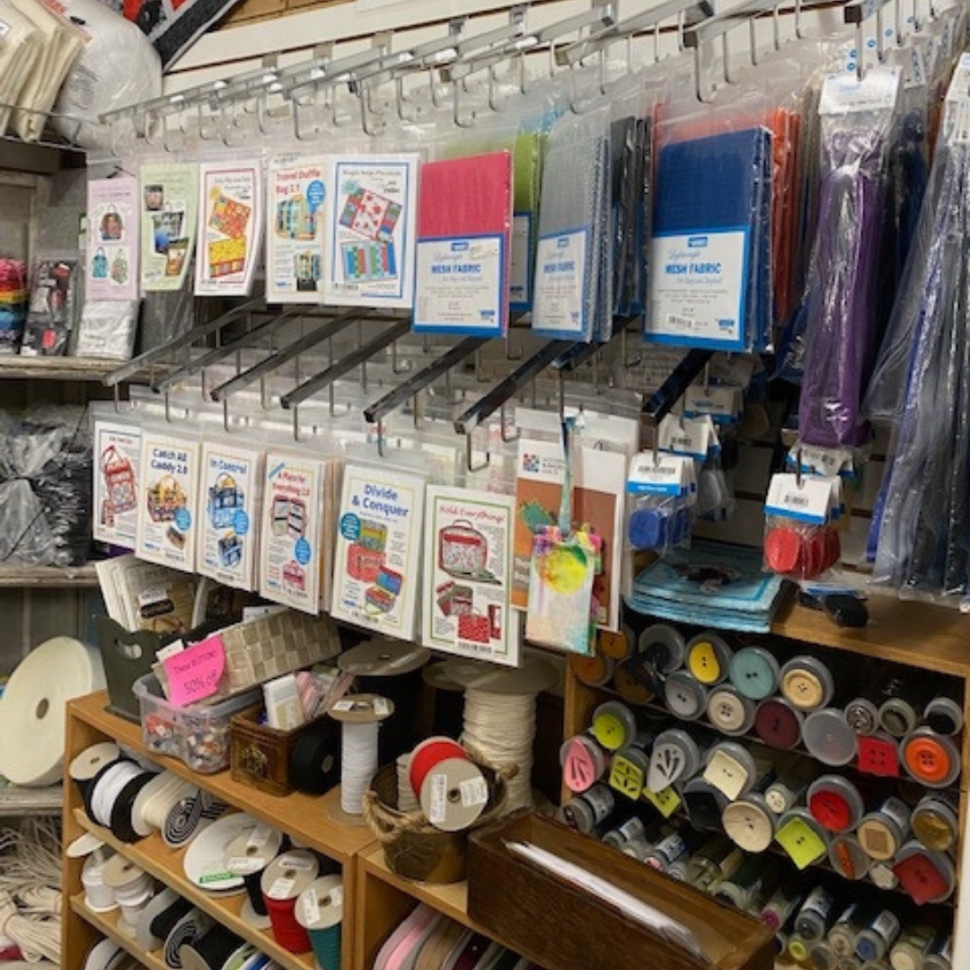2023_Dragons-Heart-Quilt-Shop_-Pincher-Creek_-Canada-18.png